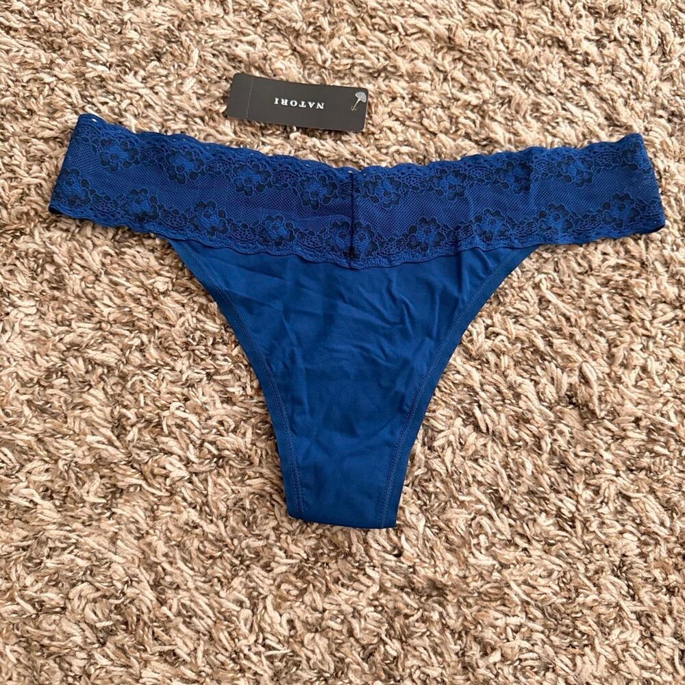 Natori Blue Lace Thong - OS